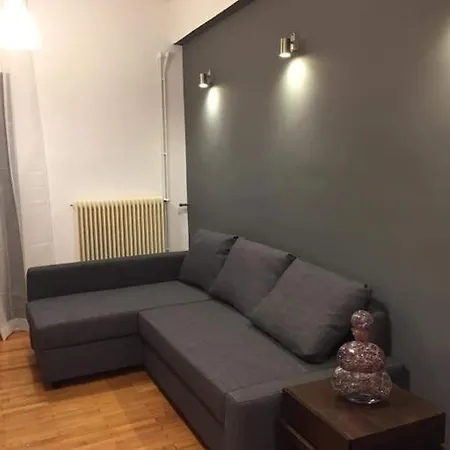 Feel@home Apartment Tríkala